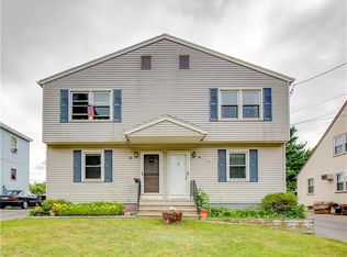 28 Chalmers St, Manchester, CT 06040