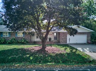 1104 W Briarwood St, Marshfield, WI 54449