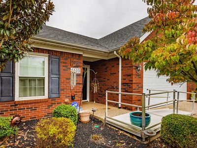 6610 Woods Mill Dr, Louisville, KY, 40272