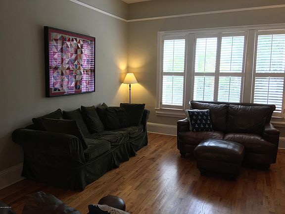3rd image of 2849 Ionic Ave