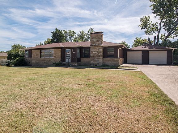 Large yard on quiet street