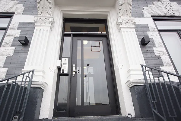 Rented by Norman Raindel, LREB | media 29