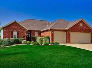 400 Halleck Coach Rd, Centerton, AR 72719