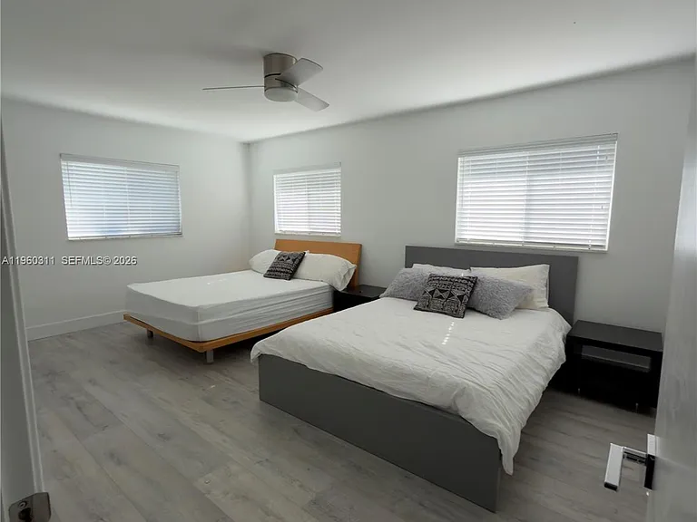 11030 SW 42nd Ct — Photo 34