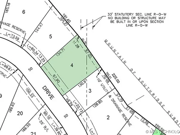 565 Woodlands Dr, Tahlequah, OK 74464