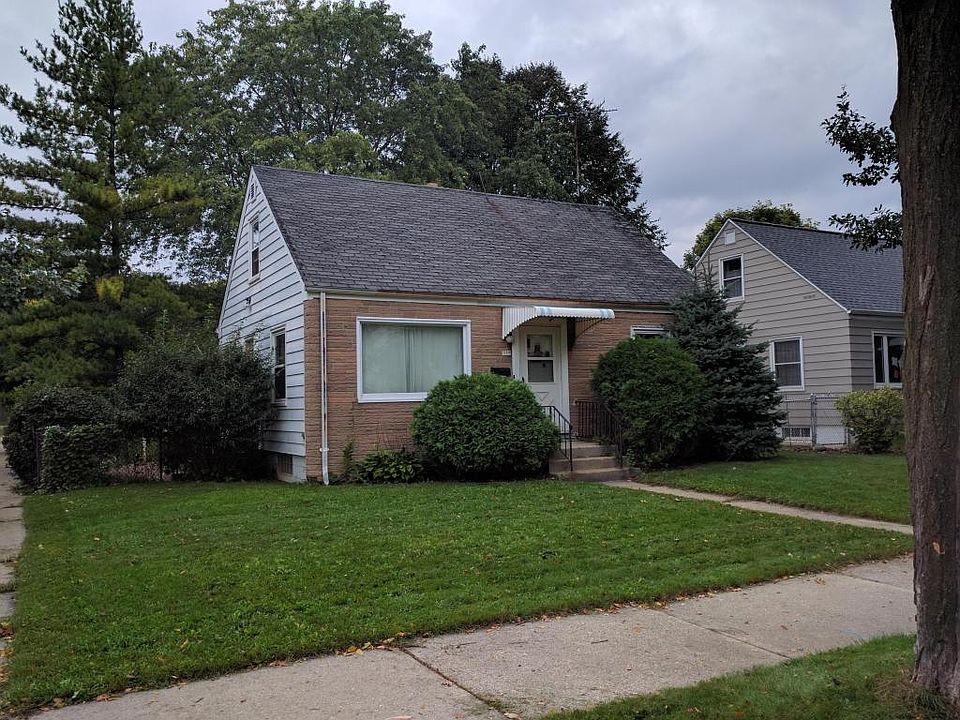 2nd image of 337 S 62nd St