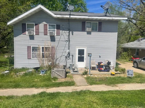 210 W Saint Marys St, Decatur, MI 49045