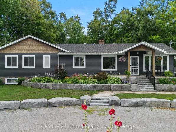 1746 Lakehurst Rd, Trent Lakes, ON K0L 1J0