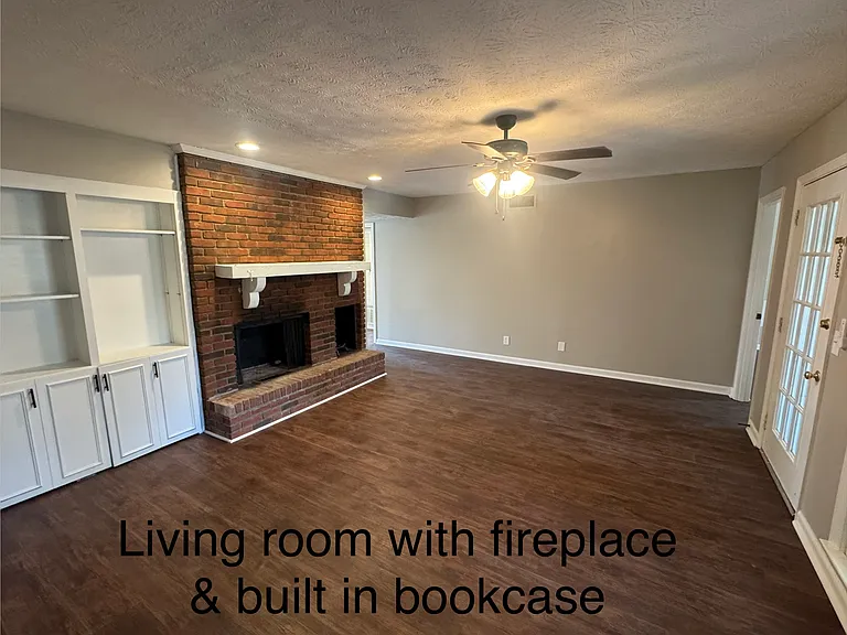 6307 Olde Towne Dr #D — Photo 1