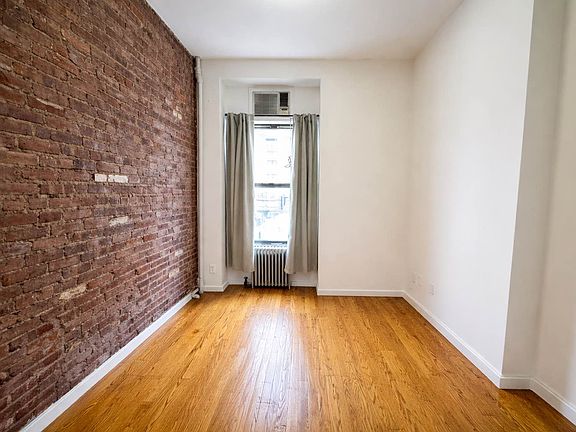 4th image of 406 W 48th St APT 1FW