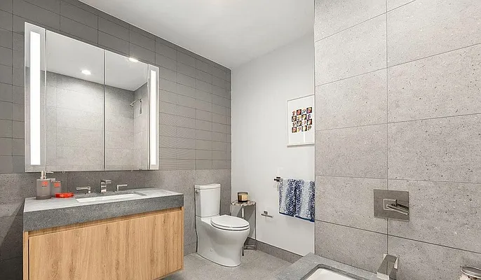 Rented by Apple Realty Group Corp | media 13