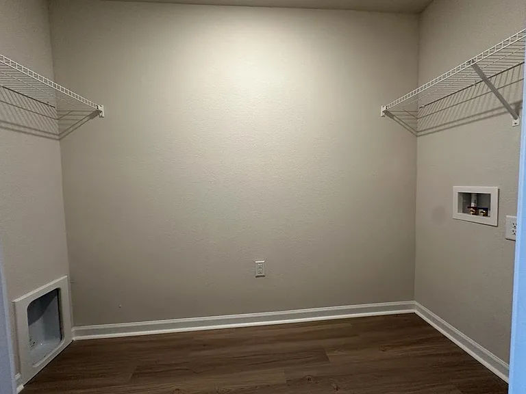 3043 Crescent Lake Ln — Photo 18