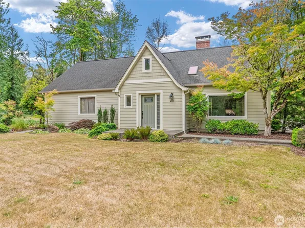 215 Walnut Acres Road, Kelso, WA 98626