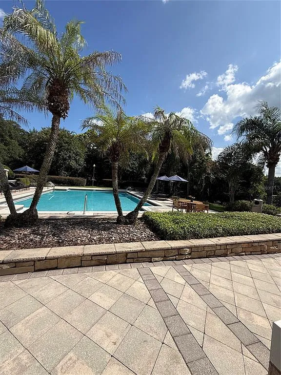 3 bed, 2.0 bath, 1408 sqft, $1,850 — Photo 3