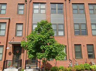 9108 Power House Rd, Lorton, VA 22079