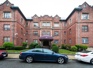 22 Fruit St #2G, Worcester, MA 01609