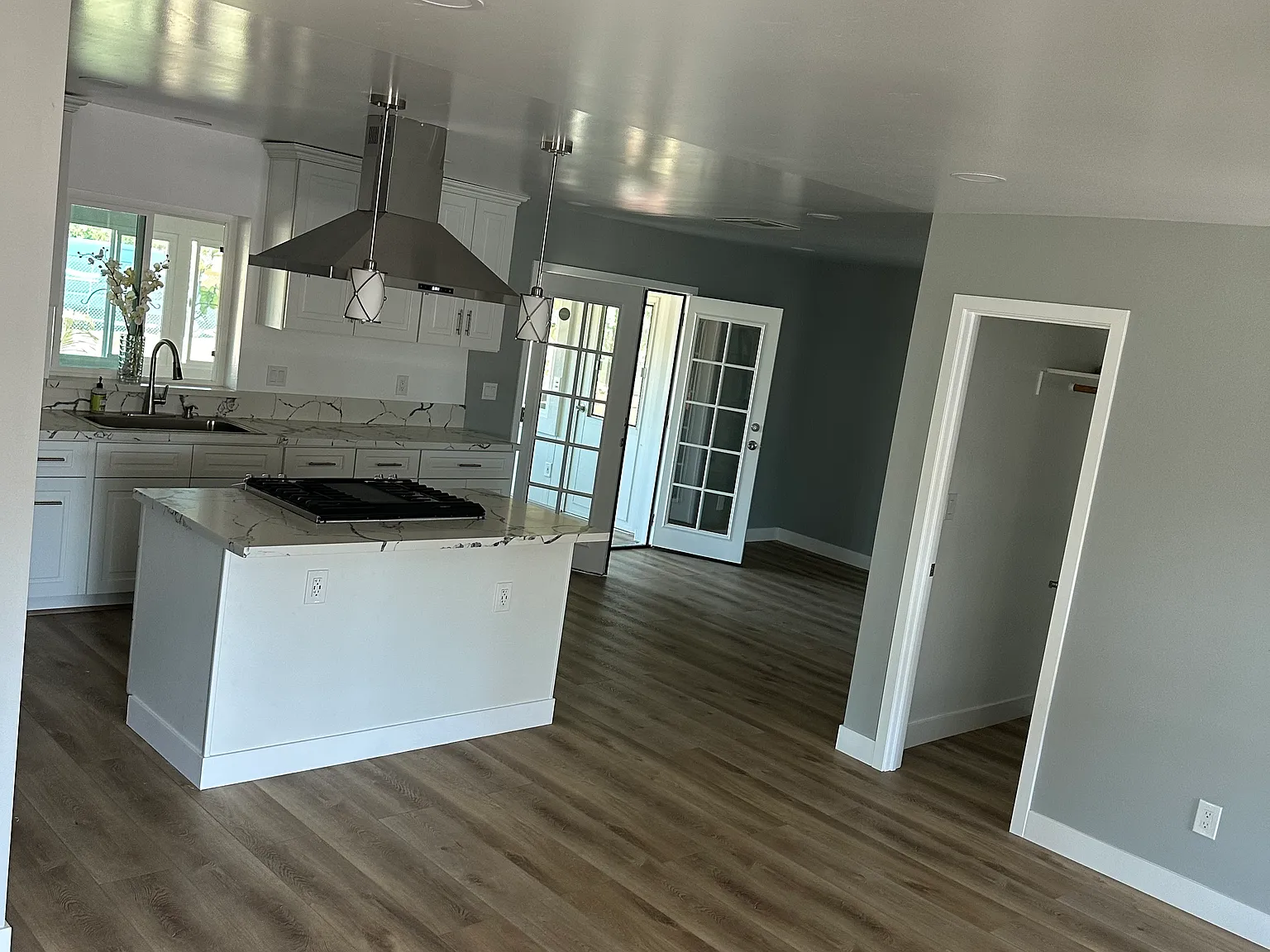 Hanson Ln, Ramona — Photo 2