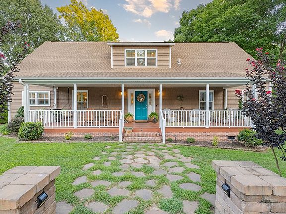 4th image of 174 Cove Ln
