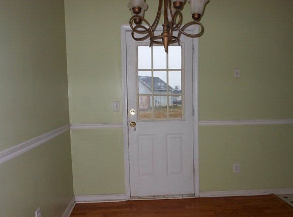 5th image of 118 Shelby Ct #137