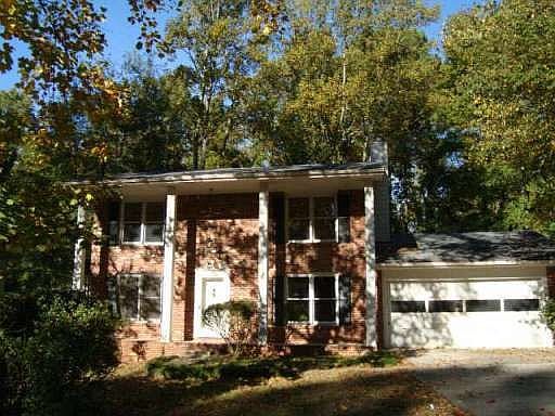 1st image of 1586 Village Dr