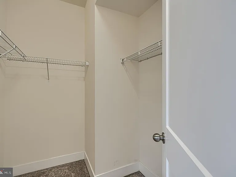 11129 Reisterstown Rd — Photo 25