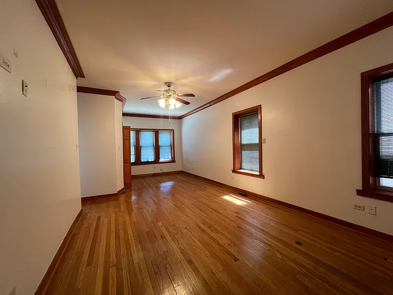 7821 S Paxton Ave #1 — Photo 5