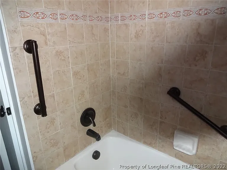 1631 Sweetgum Cir — Photo 10