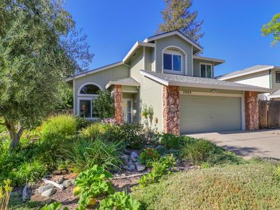 5969 Laguna Park Dr, Elk Grove, CA, 95758