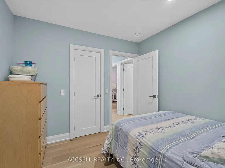 10 Sylla Ave — Photo 21