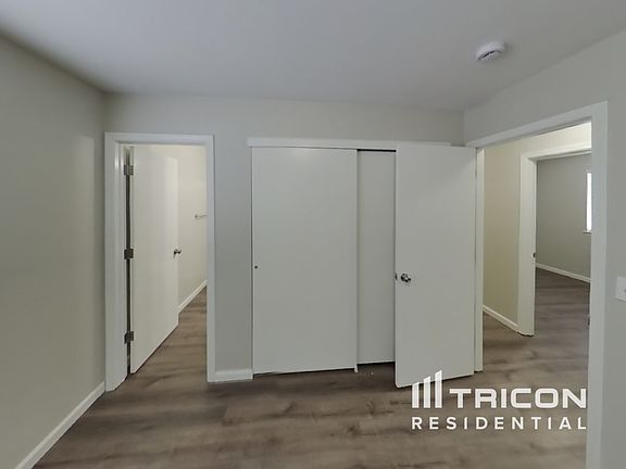 5th image of 1114 187th Street Ct E