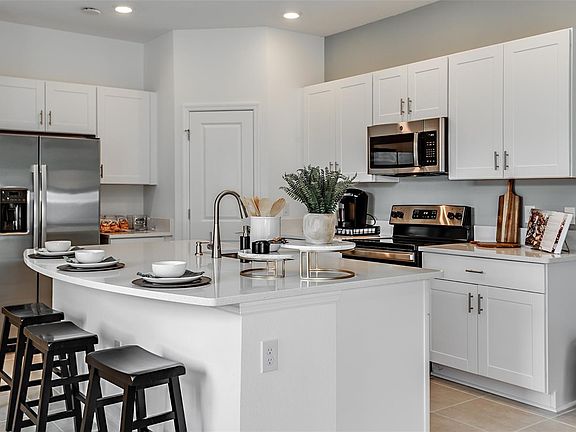 5th image of 5758 Archipelago St #5758
