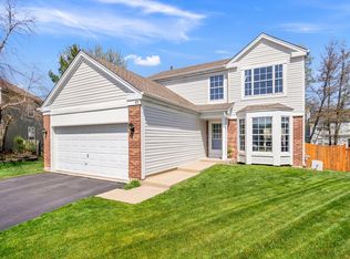 43 Wildflower Way, Streamwood, IL 60107