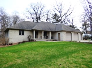 2741 S Memorial Dr, Green Bay, WI 54313