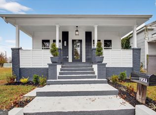 227 Glass St, Savannah, GA 31415