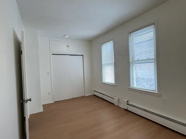 (undisclosed Address), Passaic, NJ 07055