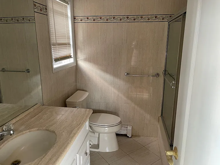 342 E Harrison St #L — Photo 8