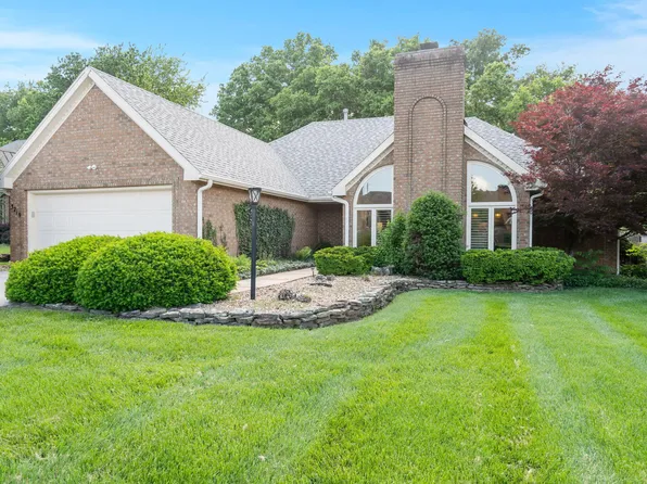 3219 S Oak Avenue, Springfield, MO 65804