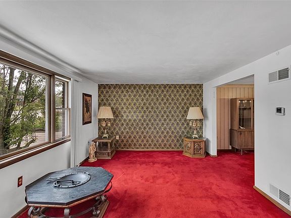 4th image of 128 Shelton Dr