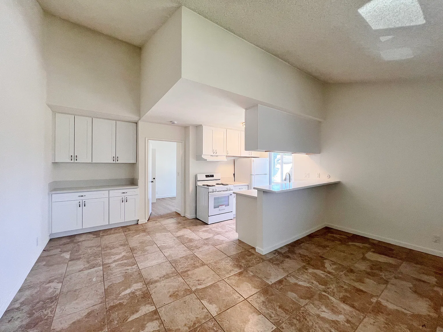1 bed, 525 sqft, $1,895 — Photo 3