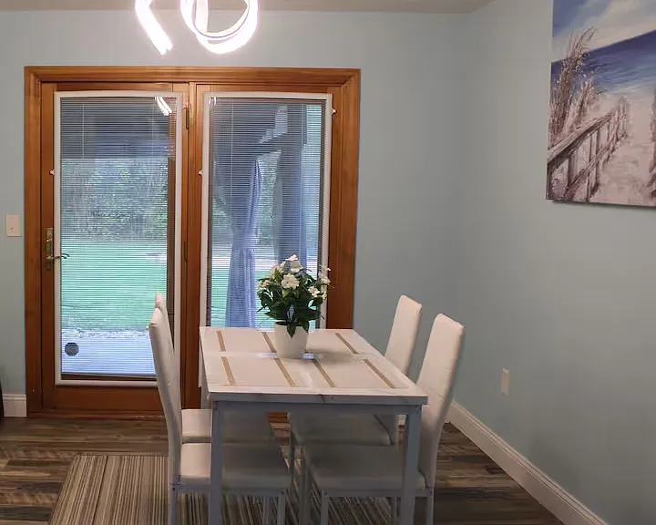9092 Wintergreen Dr — Photo 6