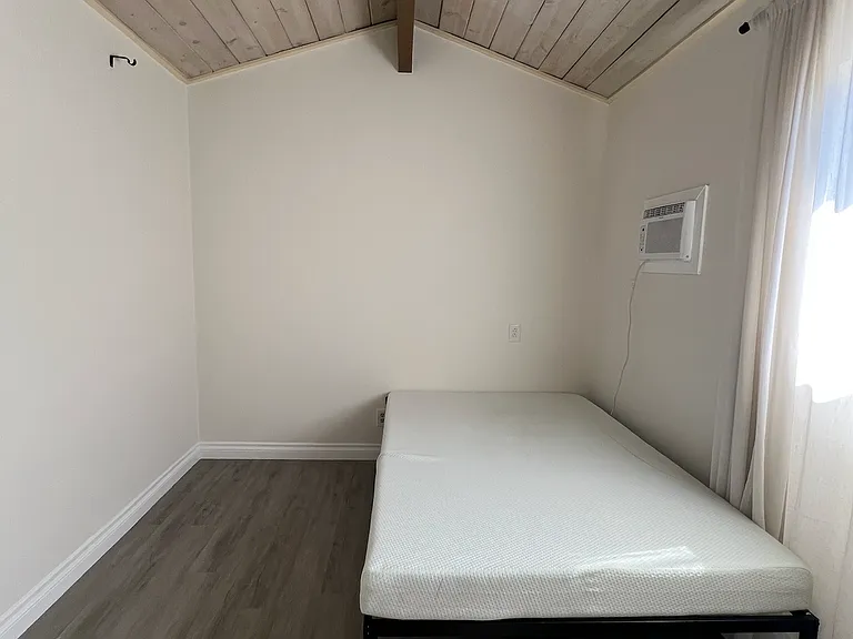 9040 Phyllis Ave #A — Photo 6