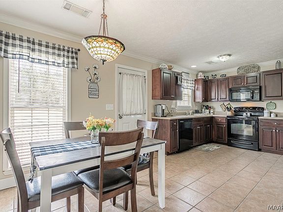 2nd image of 1783 County Road 81