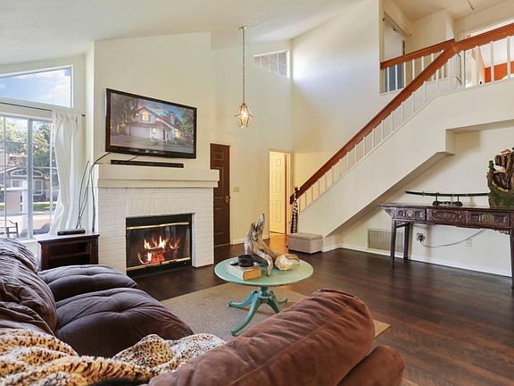 5th image of 1931 Silverberry St