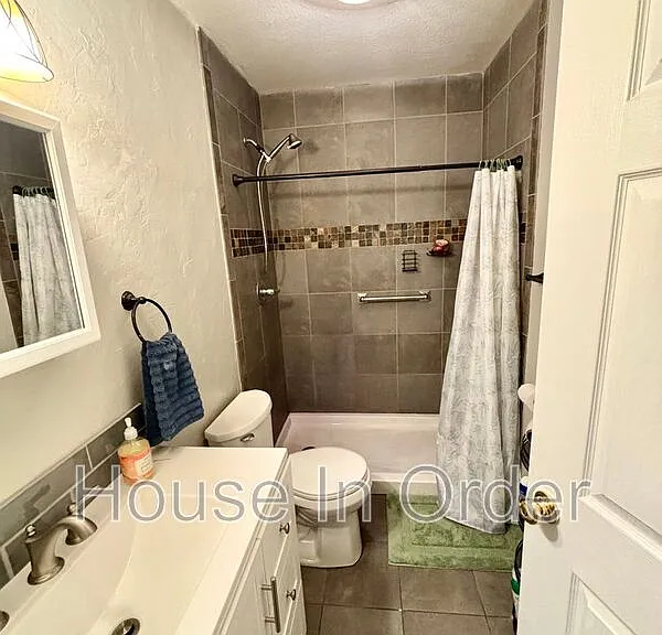 22 Brucemont Cir — Photo 38