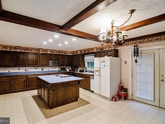 5th image of 7269 Waverly Dr