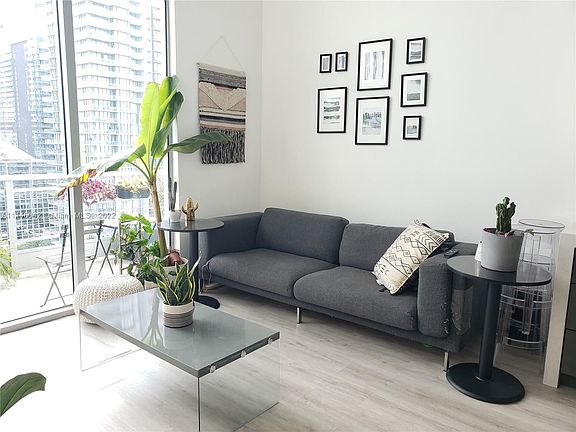 4th image of 690 SW 1st Ct APT 2724