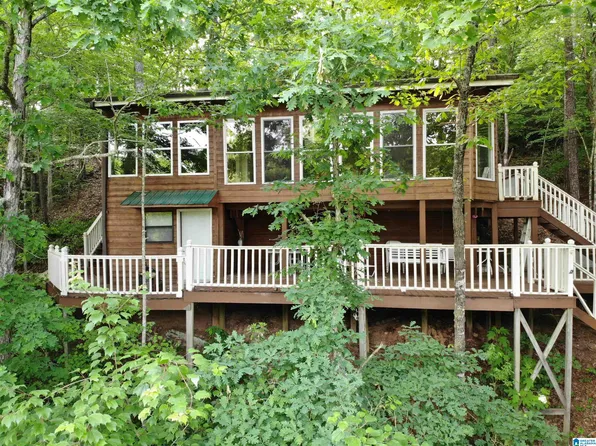 288 Oak Hills Dr, Wedowee, AL 36278