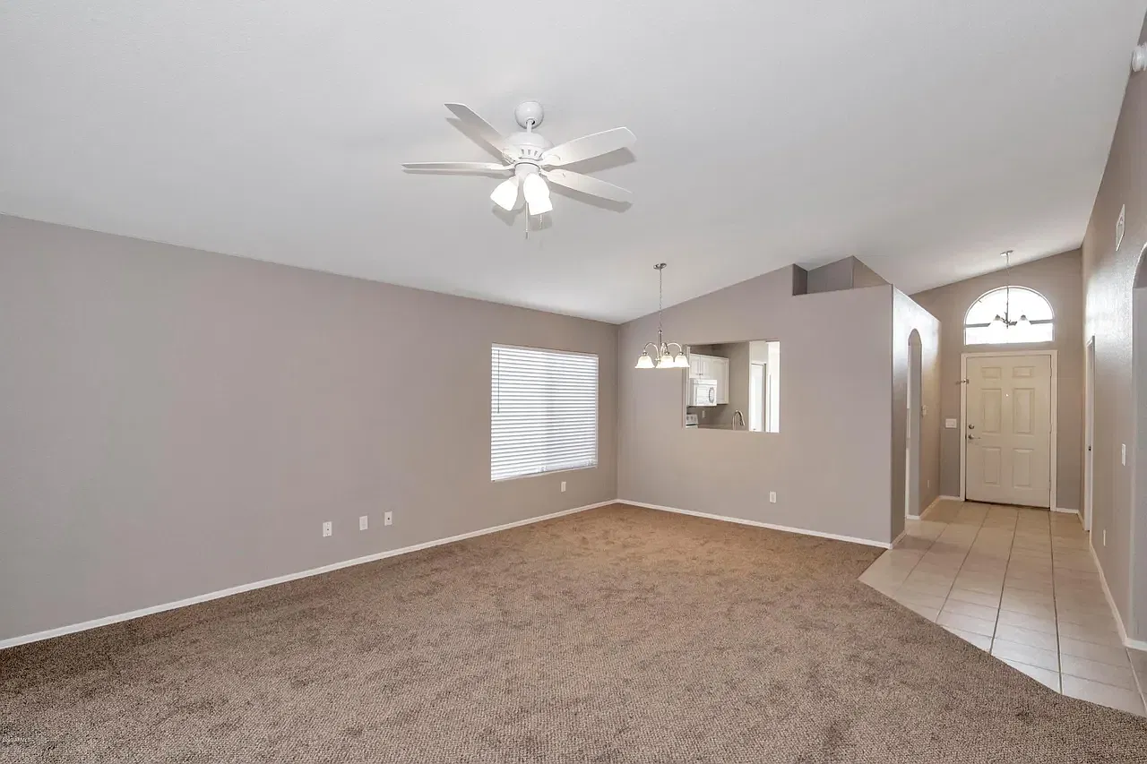 3 bed, 1548 sqft, $995 — Photo 3