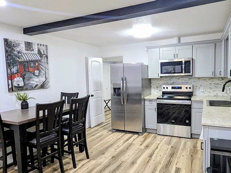 527 S Bryant St #1 — Photo 9