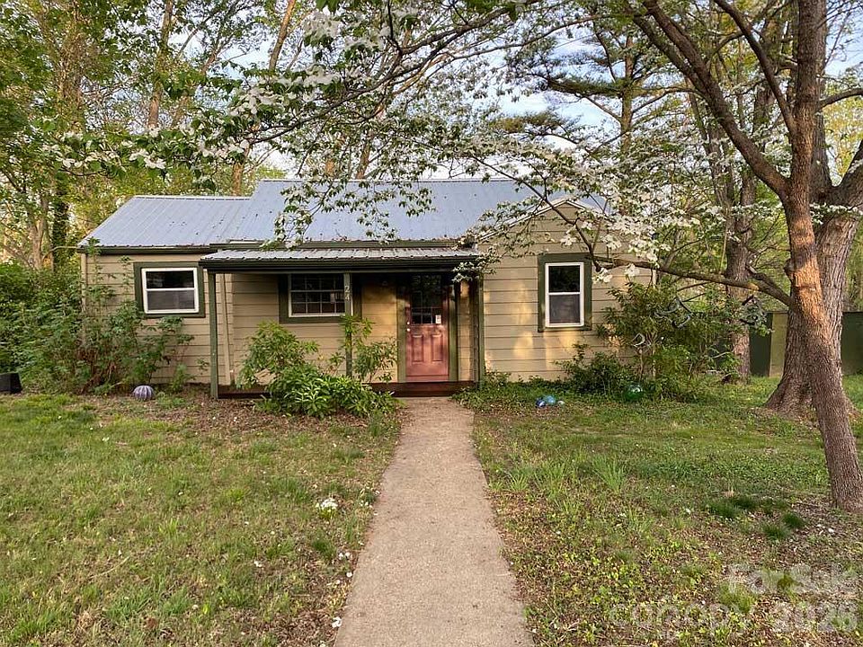 1st image of 24 Ridge Ave